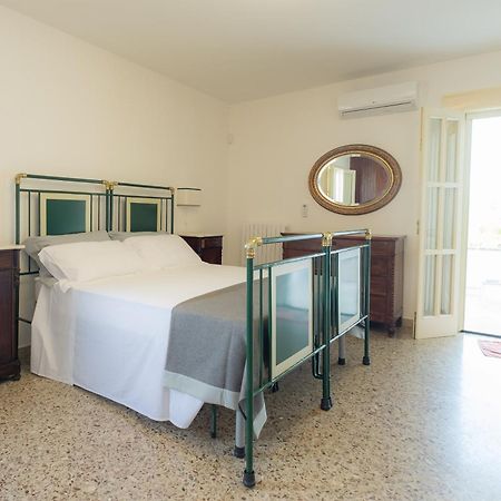 B&B Sestochilometro Сан-Катальдо Экстерьер фото