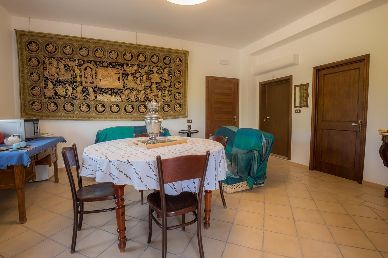 B&B Sestochilometro Сан-Катальдо Экстерьер фото